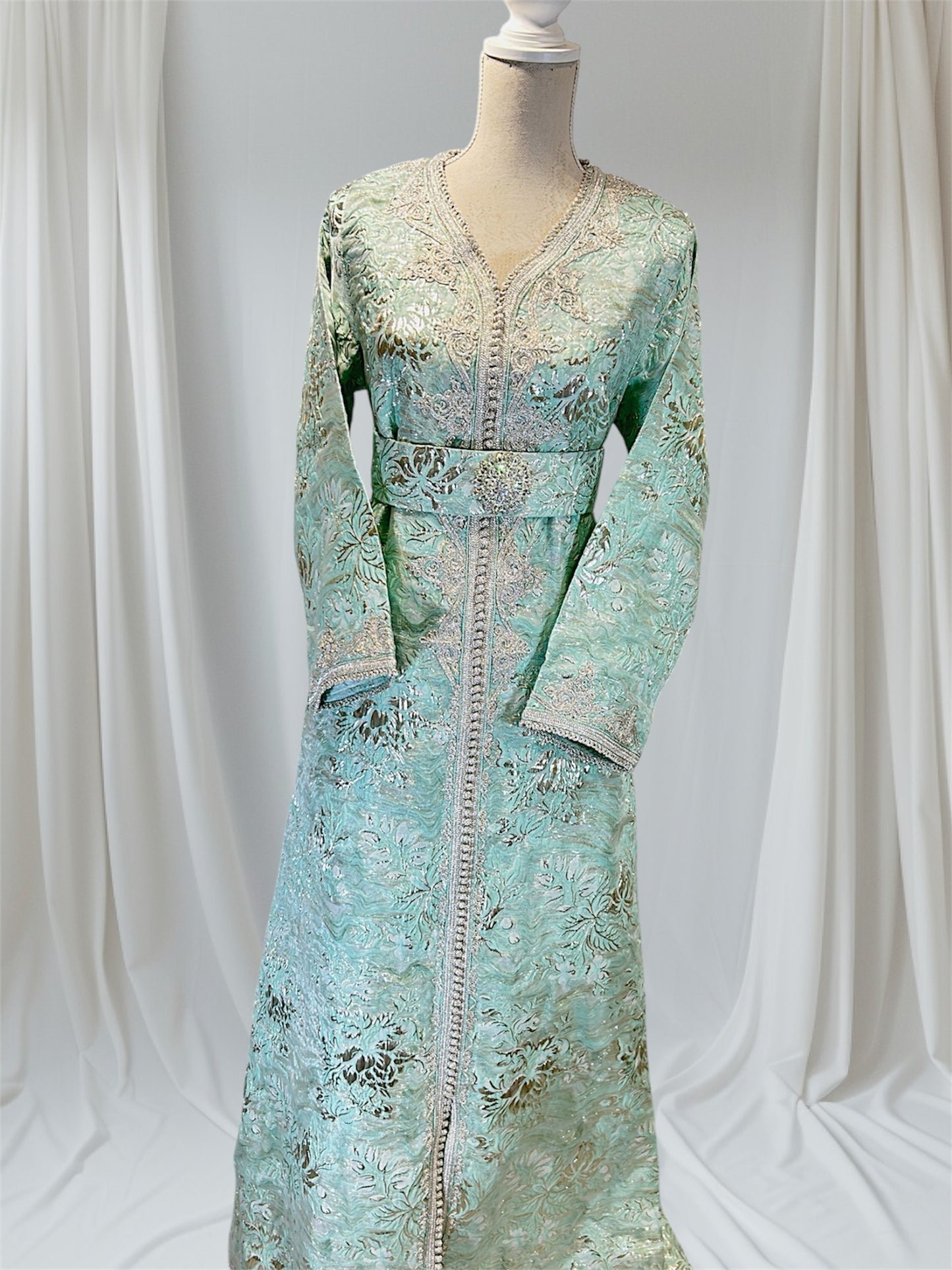 LUXE ETHEREAL CAFTAN