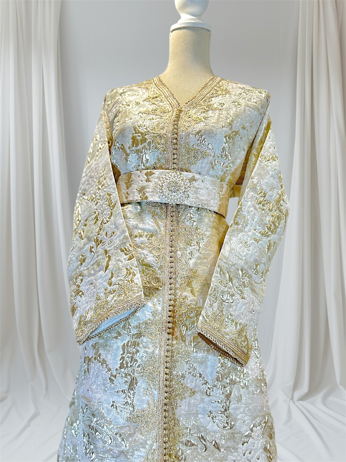 LUXE ETHEREAL CAFTAN