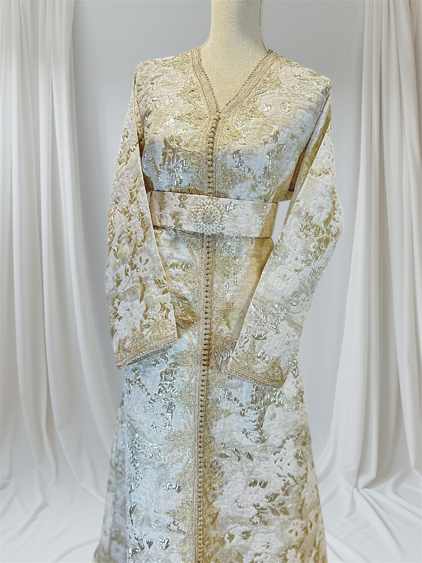 LUXE ETHEREAL CAFTAN