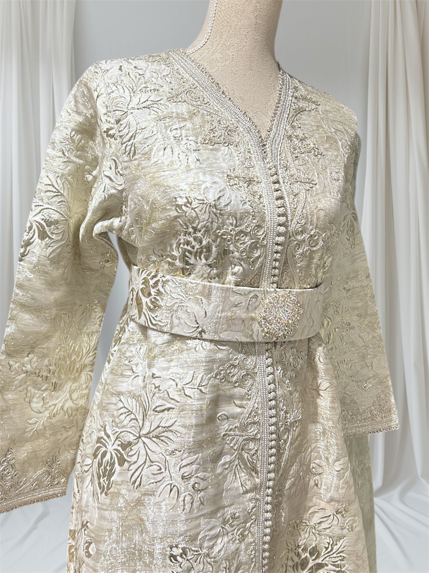 LUXE ETHEREAL CAFTAN