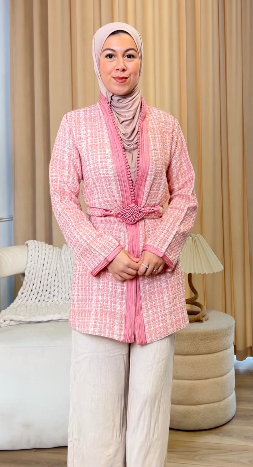 Tweed Jabadour Pink & White edition