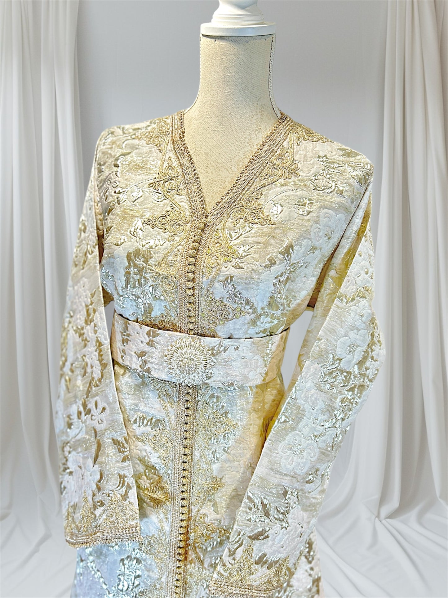 LUXE ETHEREAL CAFTAN