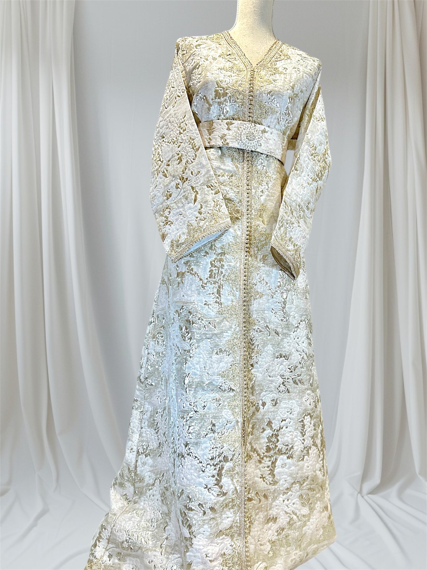 LUXE ETHEREAL CAFTAN