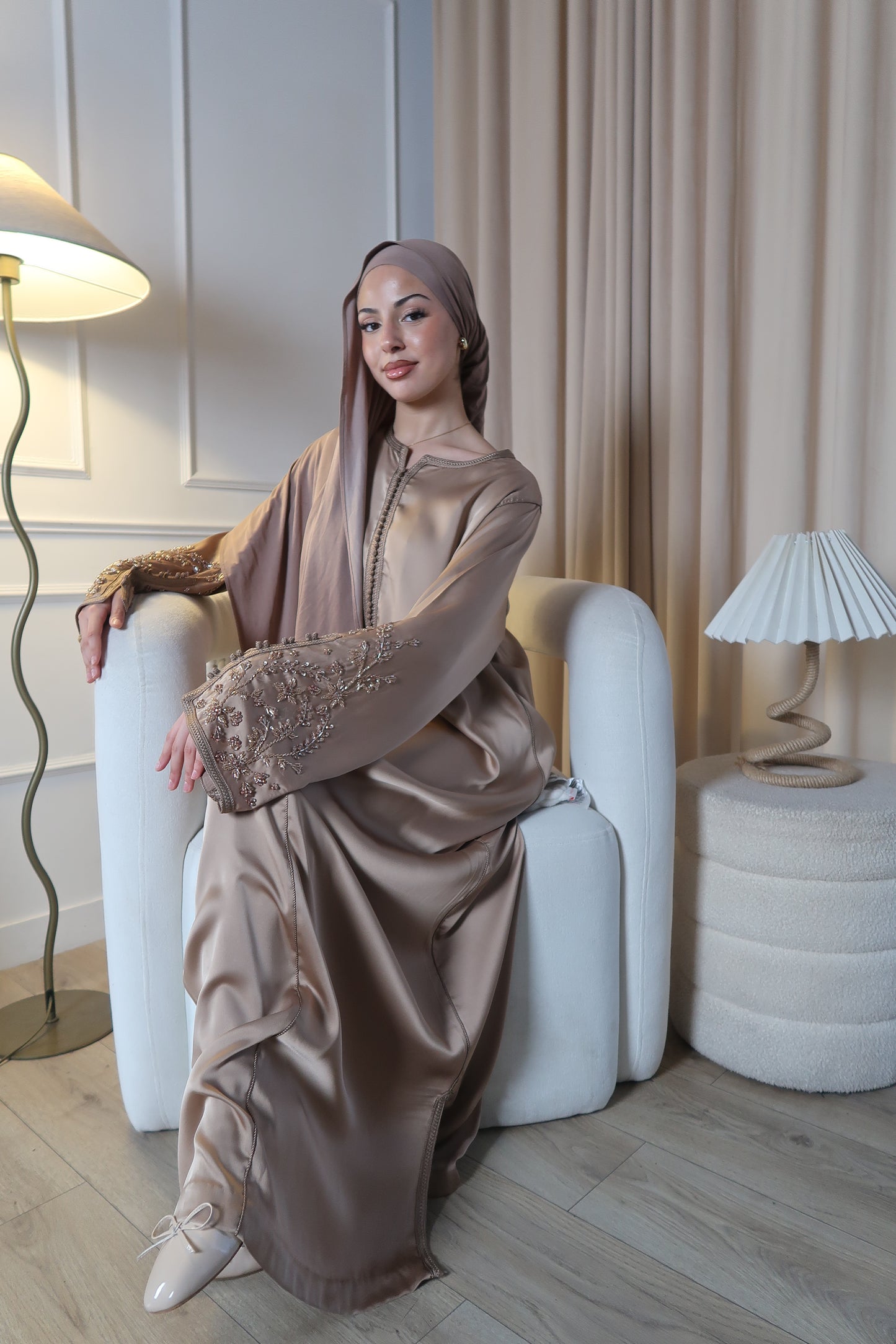 Desert Pearl - Beaded Gandora Taupe